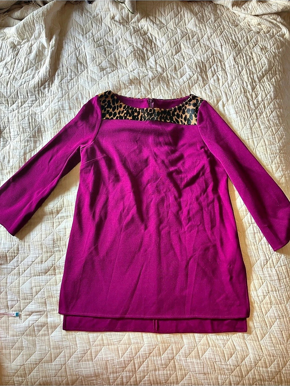 St. John Long Sleeve Animal Print Neck Top Size 14